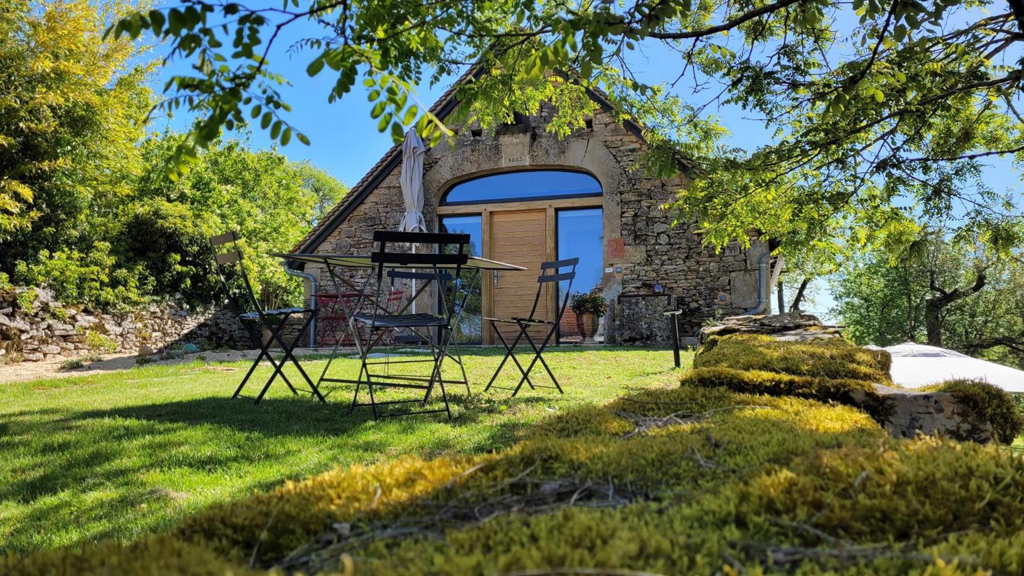 Les Enclos Secrets Livernon Extérieur photo